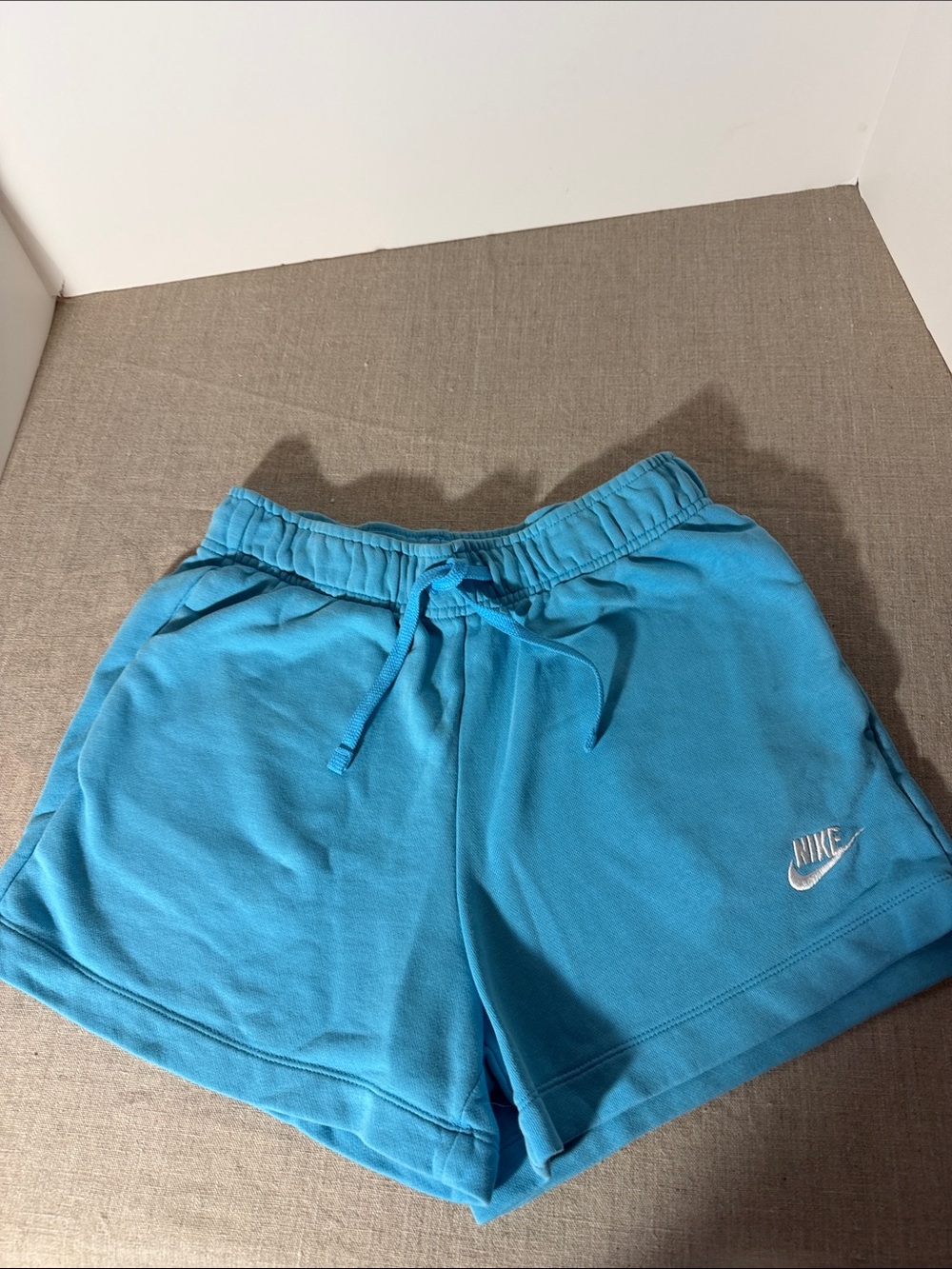 Nike Women’s Bright Teal Drawstring Athletic Shorts. WS112